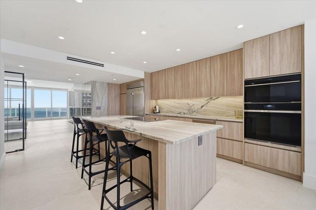 3100 N Ocean Boulevard N 1902, Fort Lauderdale, FL 33308