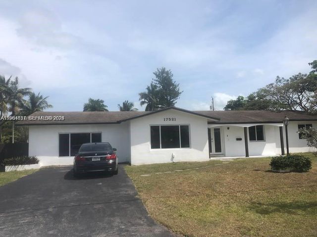 17521 SW 93rd Ave 1, Palmetto Bay, FL 33157