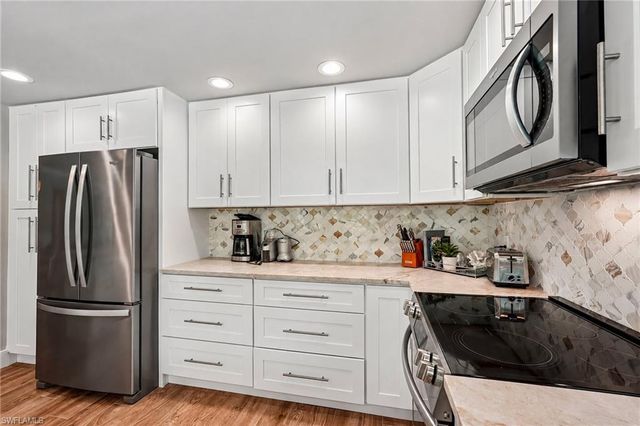 510 96th AVE N, Naples, FL 34108