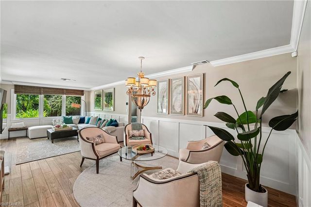 510 96th AVE N, Naples, FL 34108