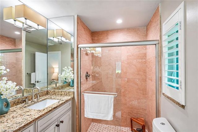 510 96th AVE N, Naples, FL 34108