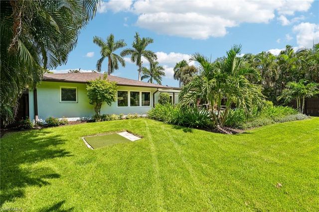 510 96th AVE N, Naples, FL 34108