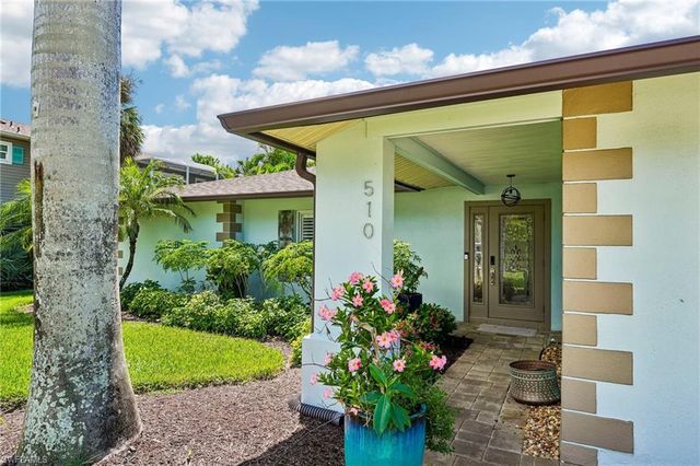 510 96th AVE N, Naples, FL 34108