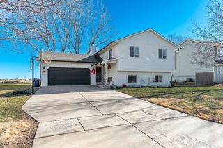 310 N Miles Ave, Valley Center, KS 67147