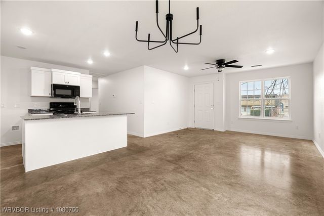 523 S 14th Street, Fort Smith, AR 72901