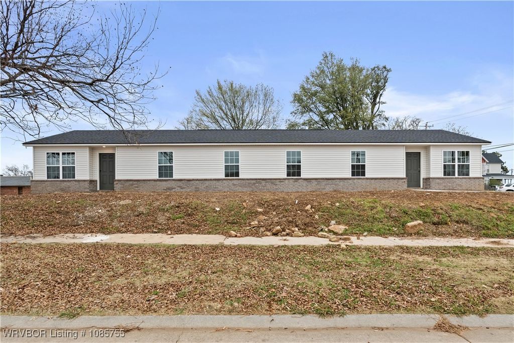 523 S 14th Street, Fort Smith, AR 72901