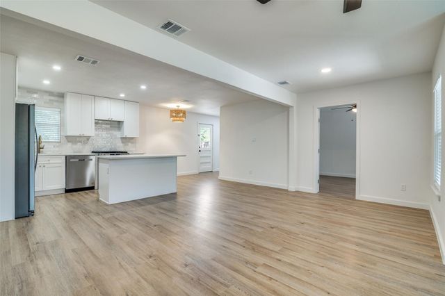 2536 Bluffton Drive, Dallas, TX 75228