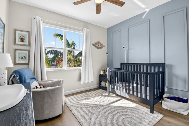 6613 Pointe Of Woods Drive, West Palm Beach, FL 33413