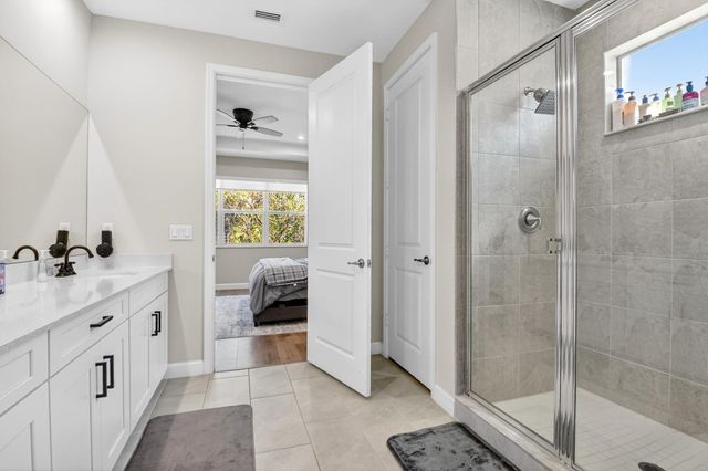 6613 Pointe Of Woods Drive, West Palm Beach, FL 33413