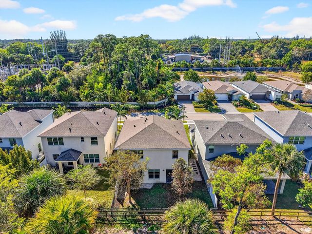 6613 Pointe Of Woods Drive, West Palm Beach, FL 33413