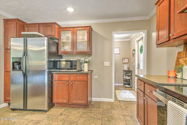 495 Deck Valley Road, Bristol, TN 37620