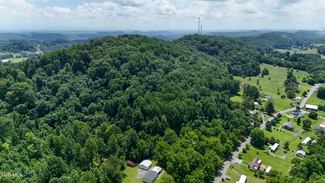 495 Deck Valley Road, Bristol, TN 37620