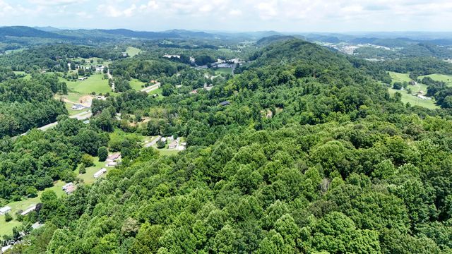 495 Deck Valley Road, Bristol, TN 37620