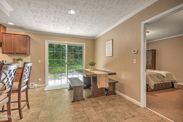 495 Deck Valley Road, Bristol, TN 37620
