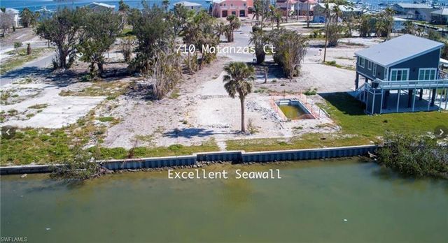 710 Matanzas CT, Fort Myers Beach, FL 33931