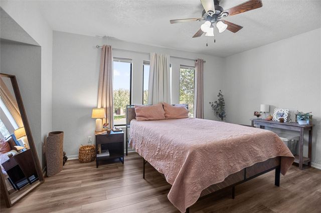 12315 Fisher Drive, Mont Belvieu, TX 77523