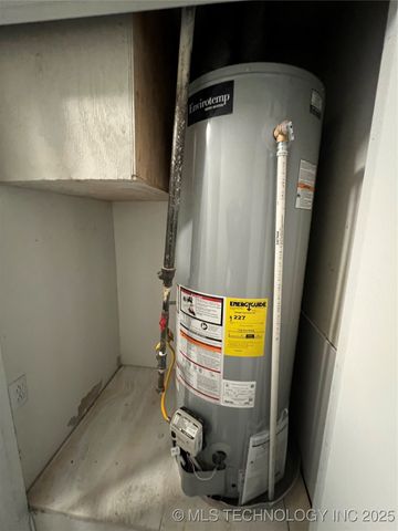 101 Plum Drive, Warner, OK 74469