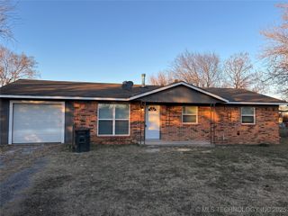 101 Plum Drive, Warner, OK 74469