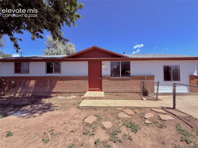 1315 Maxwell Street, Colorado Springs, CO 80906