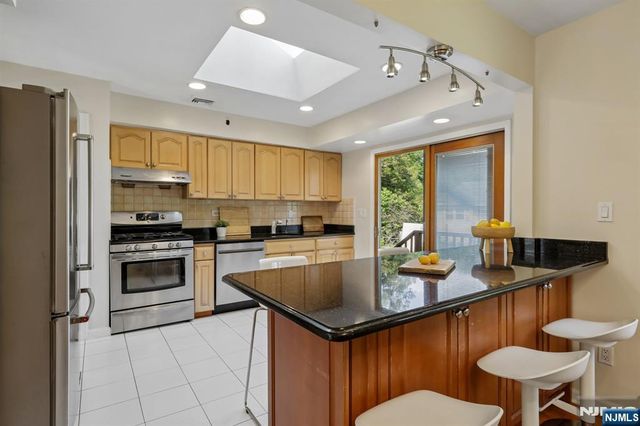 267 Pershing Avenue, Ridgewood, NJ 07450