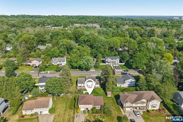 267 Pershing Avenue, Ridgewood, NJ 07450