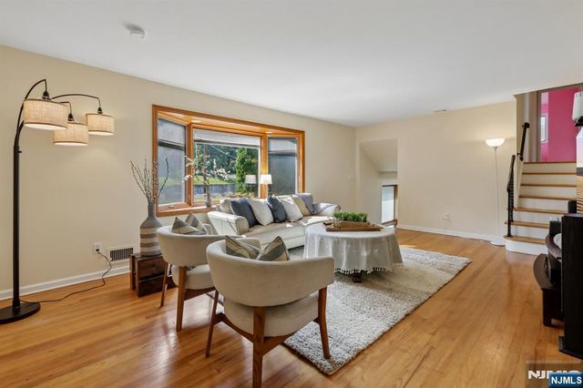 267 Pershing Avenue, Ridgewood, NJ 07450