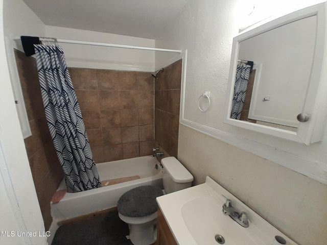 3065 Greenwood Avenue, Jackson, MS 39212