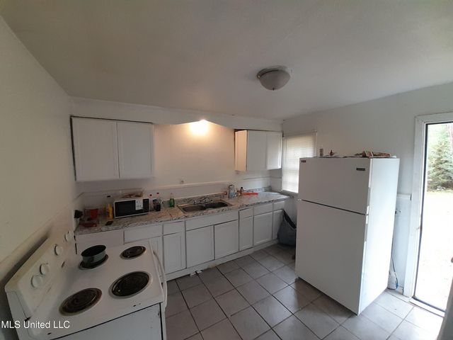 3065 Greenwood Avenue, Jackson, MS 39212