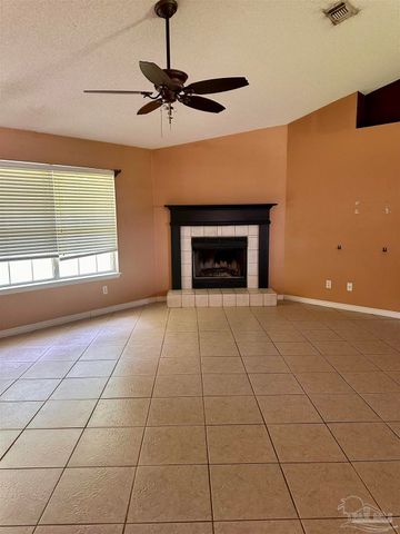 5582 Berrybrook Cr, Pace, FL 32571