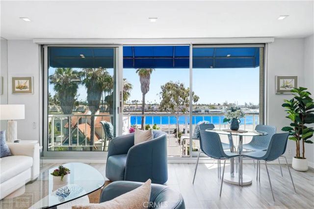 383 Bay Shore Avenue 407, Long Beach, CA 90803