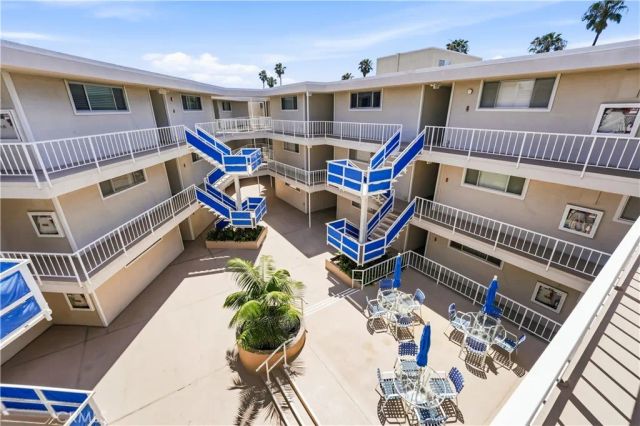 383 Bay Shore Avenue 407, Long Beach, CA 90803