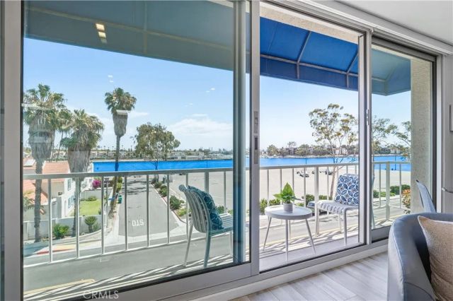 383 Bay Shore Avenue 407, Long Beach, CA 90803