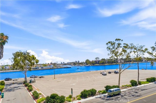 383 Bay Shore Avenue 407, Long Beach, CA 90803