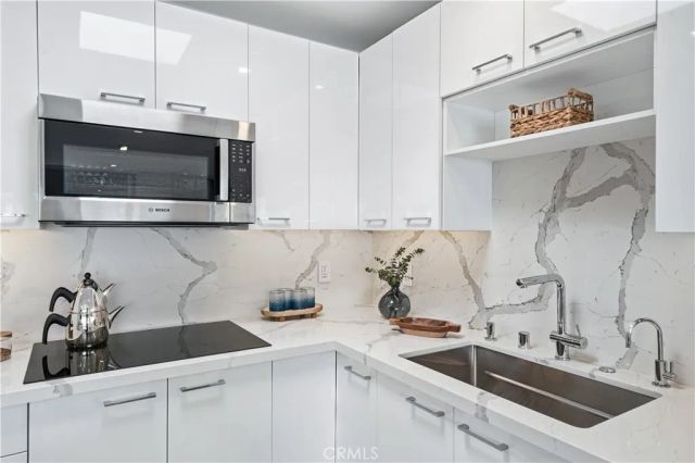 383 Bay Shore Avenue 407, Long Beach, CA 90803