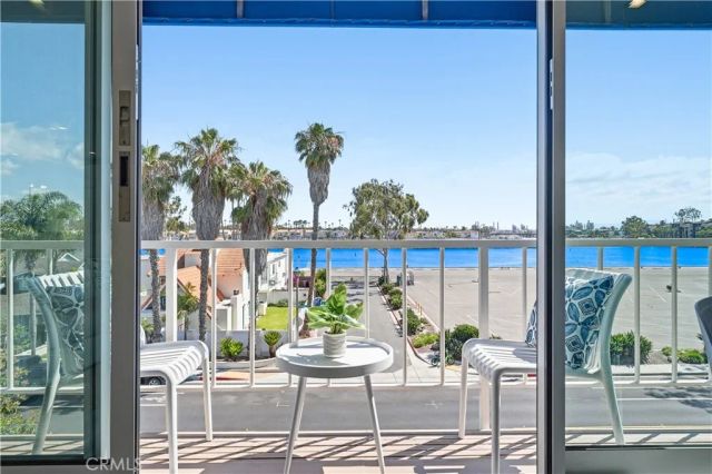 383 Bay Shore Avenue 407, Long Beach, CA 90803