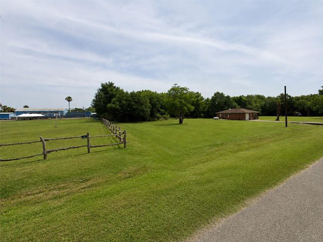 0 Brown Street, Hitchcock, TX 77563