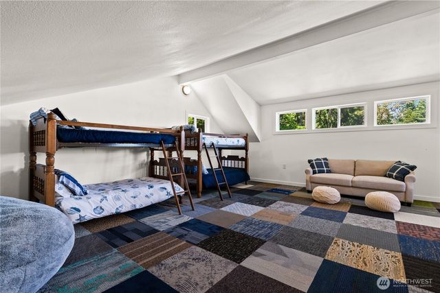 6617 149th Avenue NW, Lakebay, WA 98349