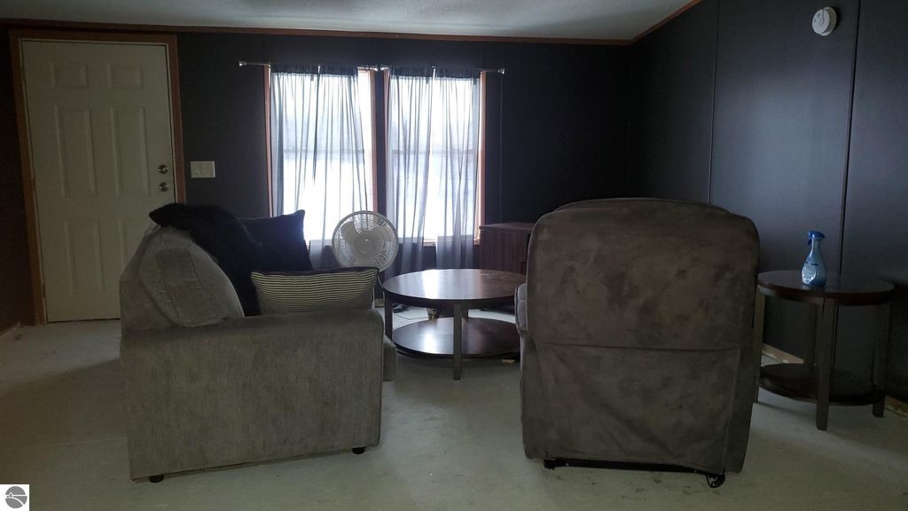 Image 4 of property listing at 2770 S Ivy Lane LOT 143, Mt Pleasant, MI 48858