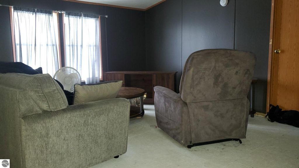 Image 5 of property listing at 2770 S Ivy Lane LOT 143, Mt Pleasant, MI 48858