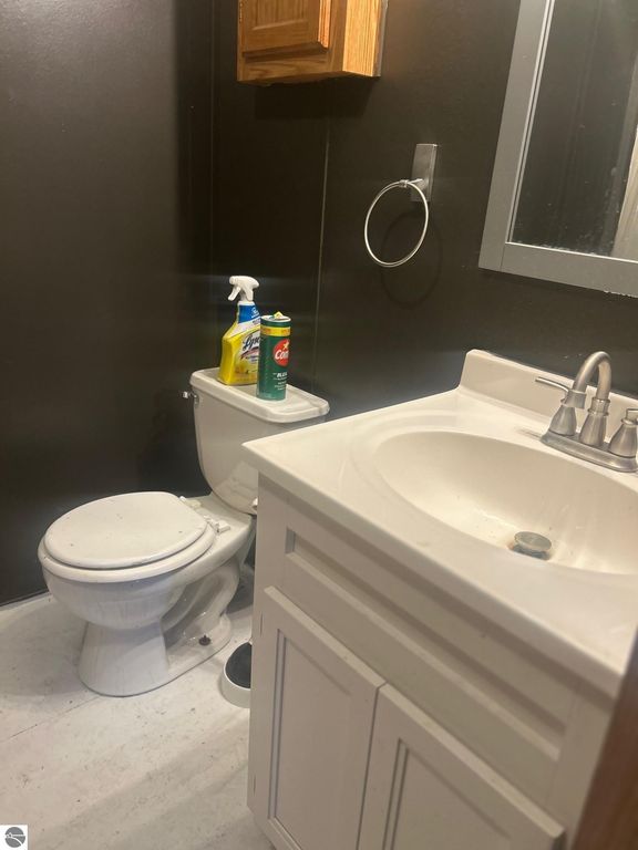 Image 8 of property listing at 2770 S Ivy Lane LOT 143, Mt Pleasant, MI 48858