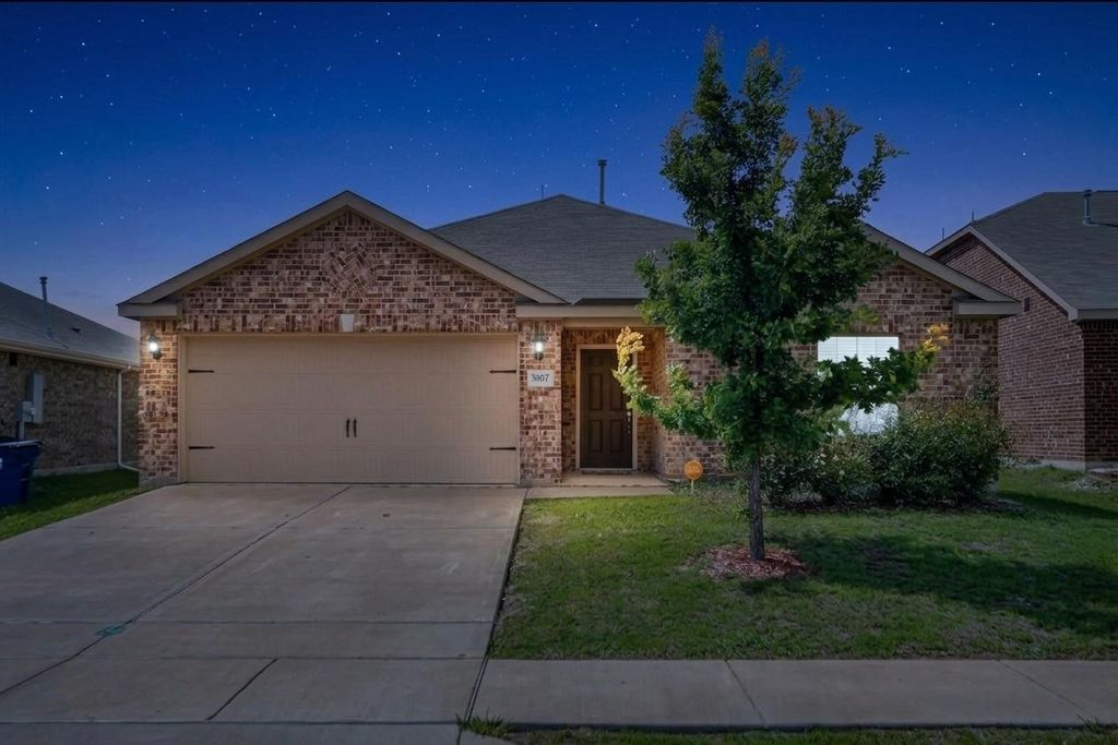 3107 Angus Drive, Forney, TX 75126