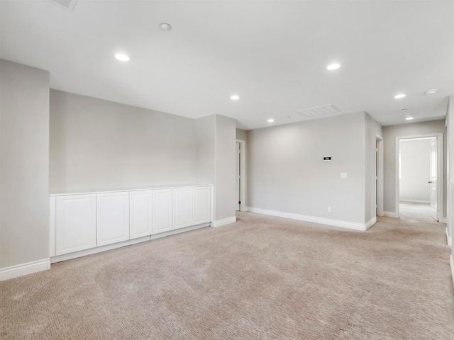 588 Dana Lane, Escondido, CA 92027