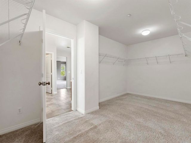 588 Dana Lane, Escondido, CA 92027