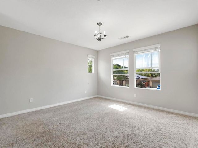 588 Dana Lane, Escondido, CA 92027