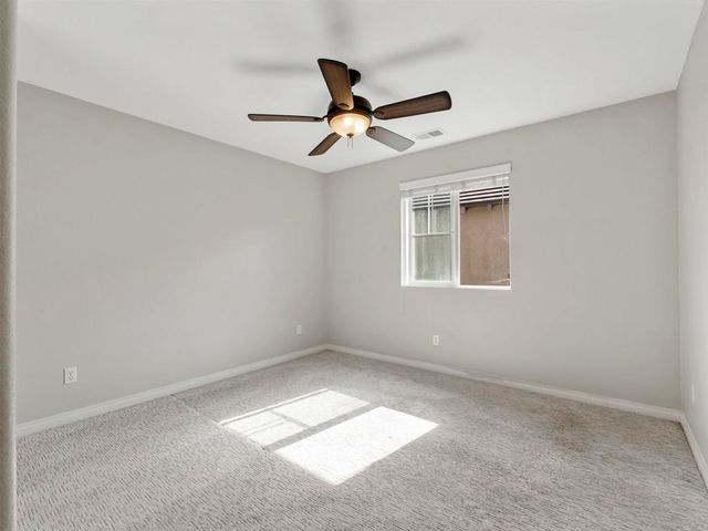 588 Dana Lane, Escondido, CA 92027