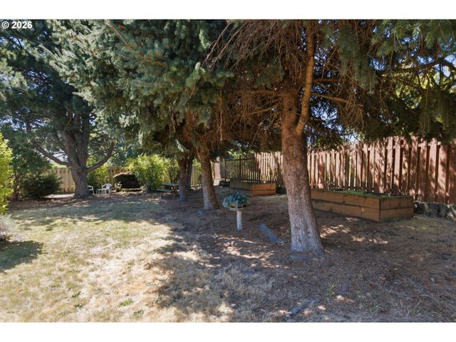 6885 Se MOLT St, Milwaukie, OR 97267
