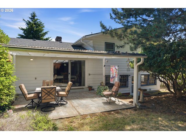 6885 Se MOLT St, Milwaukie, OR 97267