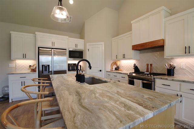 13971 S 21st Street E, Bixby, OK 74008