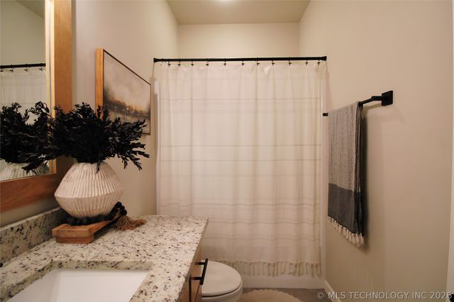 13971 S 21st Street E, Bixby, OK 74008