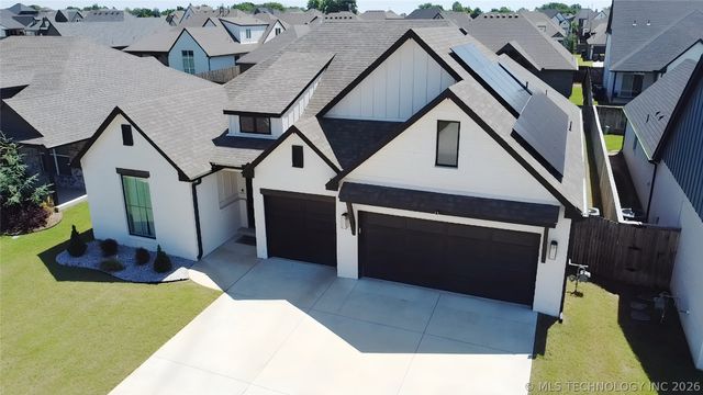 13971 S 21st Street E, Bixby, OK 74008
